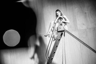 Gisele Bündchen feet photo thumbnail
