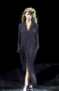 Gisele Bündchen feet photo thumbnail