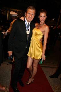 Gisele Bündchen feet photo thumbnail