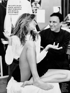 Gisele Bündchen feet photo thumbnail