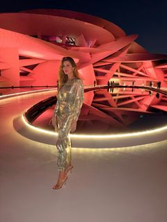 Gisele Bündchen feet photo thumbnail