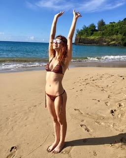 Giselle Batista feet photo 5