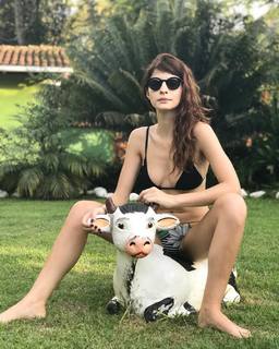 Giselle Batista feet photo 2