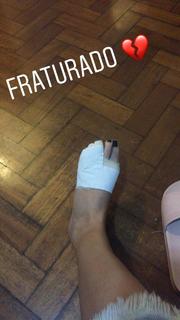 Giselle Batista feet photo 4
