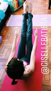 Giselle Batista feet photo 8