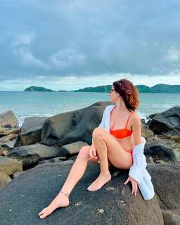 Giselle Batista feet photo 4