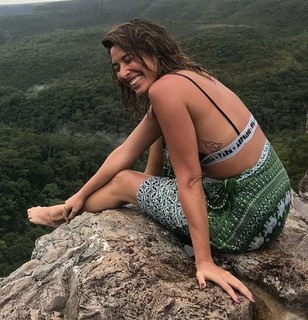 Giselle Itié feet photo thumbnail