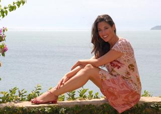 Giselle Itié feet photo thumbnail