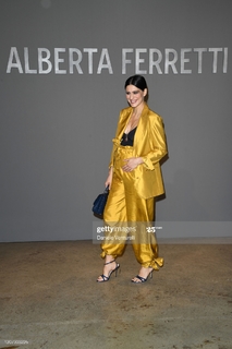 Giulia Bevilacqua feet photo 2