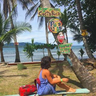 Giulia Buscacio feet photo thumbnail