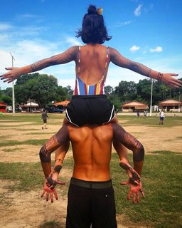 Giulia Buscacio feet photo thumbnail