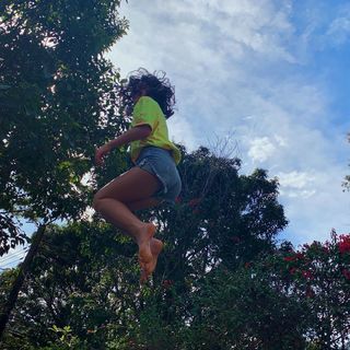 Giulia Buscacio feet photo thumbnail