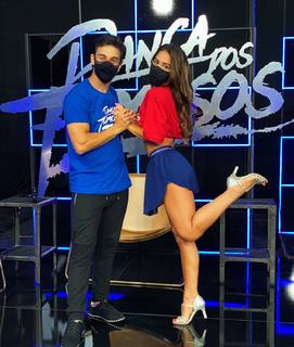 Giulia Buscacio feet photo thumbnail