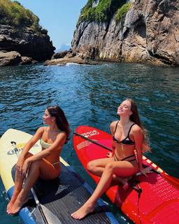 Giulia Buscacio feet photo thumbnail