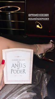 Giulia Buscacio feet photo thumbnail