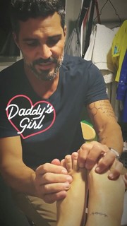 Giulia Buscacio feet photo thumbnail