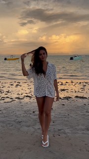 Giulia Buscacio feet photo thumbnail