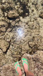 Giulia Buscacio feet photo thumbnail