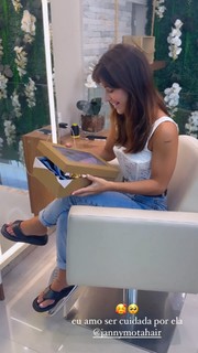 Giulia Buscacio feet photo thumbnail