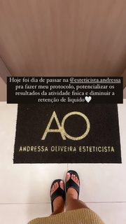 Giulia Buscacio feet photo thumbnail