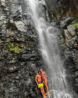 Giulia Buscacio feet photo thumbnail