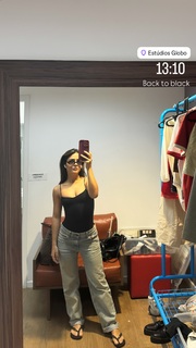 Giulia Buscacio feet photo thumbnail