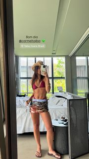 Giulia Buscacio feet photo 9
