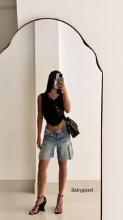 Giulia Buscacio feet photo 3