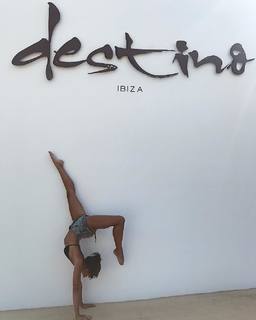 Giulia Calcaterra feet photo 6