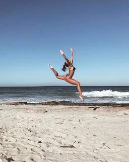 Giulia Calcaterra feet photo 5