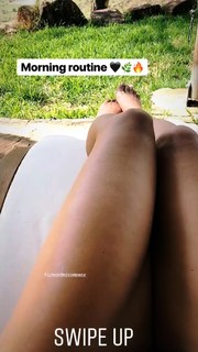 Giulia Calcaterra feet photo 10