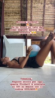 Giulia Calcaterra feet photo 10