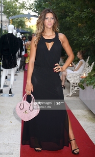 Giulia Calcaterra feet photo 19
