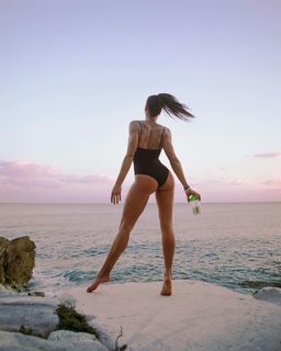 Giulia Calcaterra feet photo 13