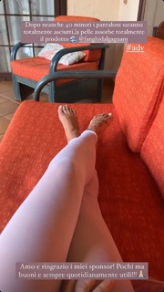 Giulia Calcaterra feet photo 17
