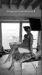 Giulia Calcaterra feet photo 15