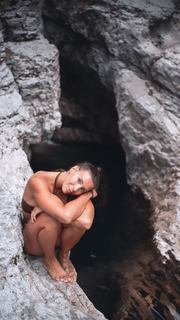Giulia Calcaterra feet photo 1