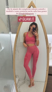 Giulia Calcaterra feet photo 18