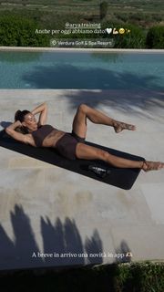 Giulia Calcaterra feet photo 9