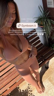 Giulia Calcaterra feet photo 1