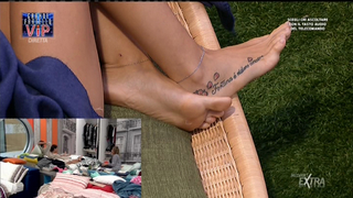 Giulia De Lellis feet photo thumbnail
