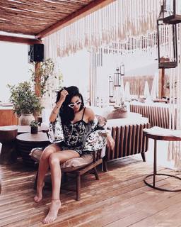 Giulia De Lellis feet photo thumbnail