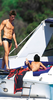 Giulia De Lellis feet photo thumbnail