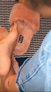 Giulia De Lellis feet photo thumbnail