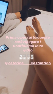 Giulia De Lellis feet photo thumbnail