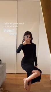 Giulia De Lellis feet photo thumbnail
