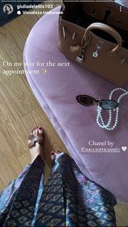 Giulia De Lellis feet photo thumbnail