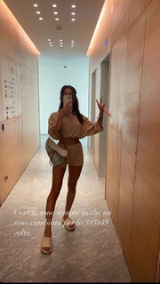 Giulia De Lellis feet photo thumbnail
