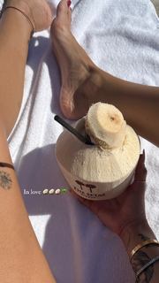 Giulia De Lellis feet photo thumbnail