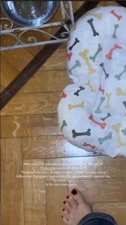 Giulia De Lellis feet photo thumbnail
